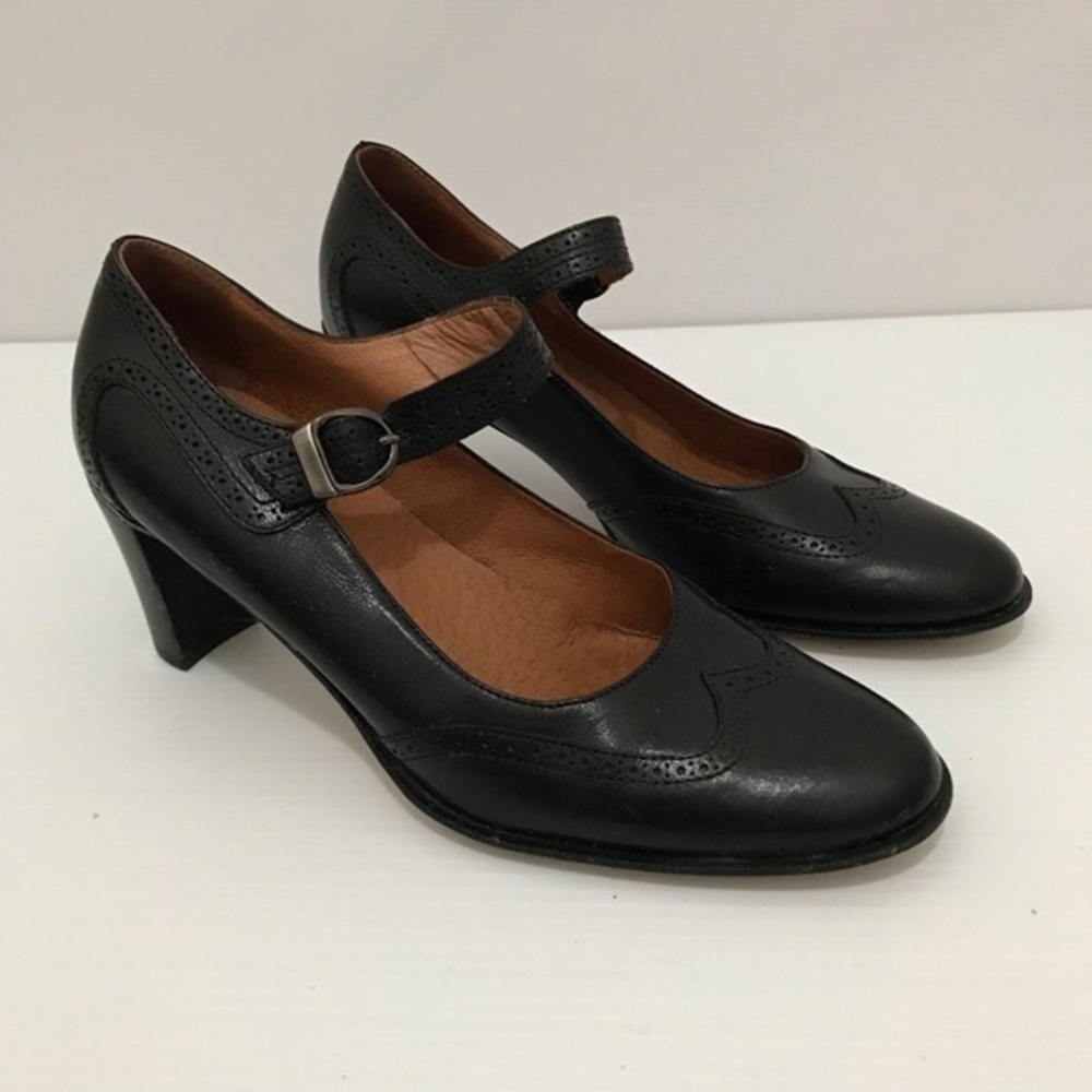 Clif Elegant Black Mary Jane Heels Size 38.5